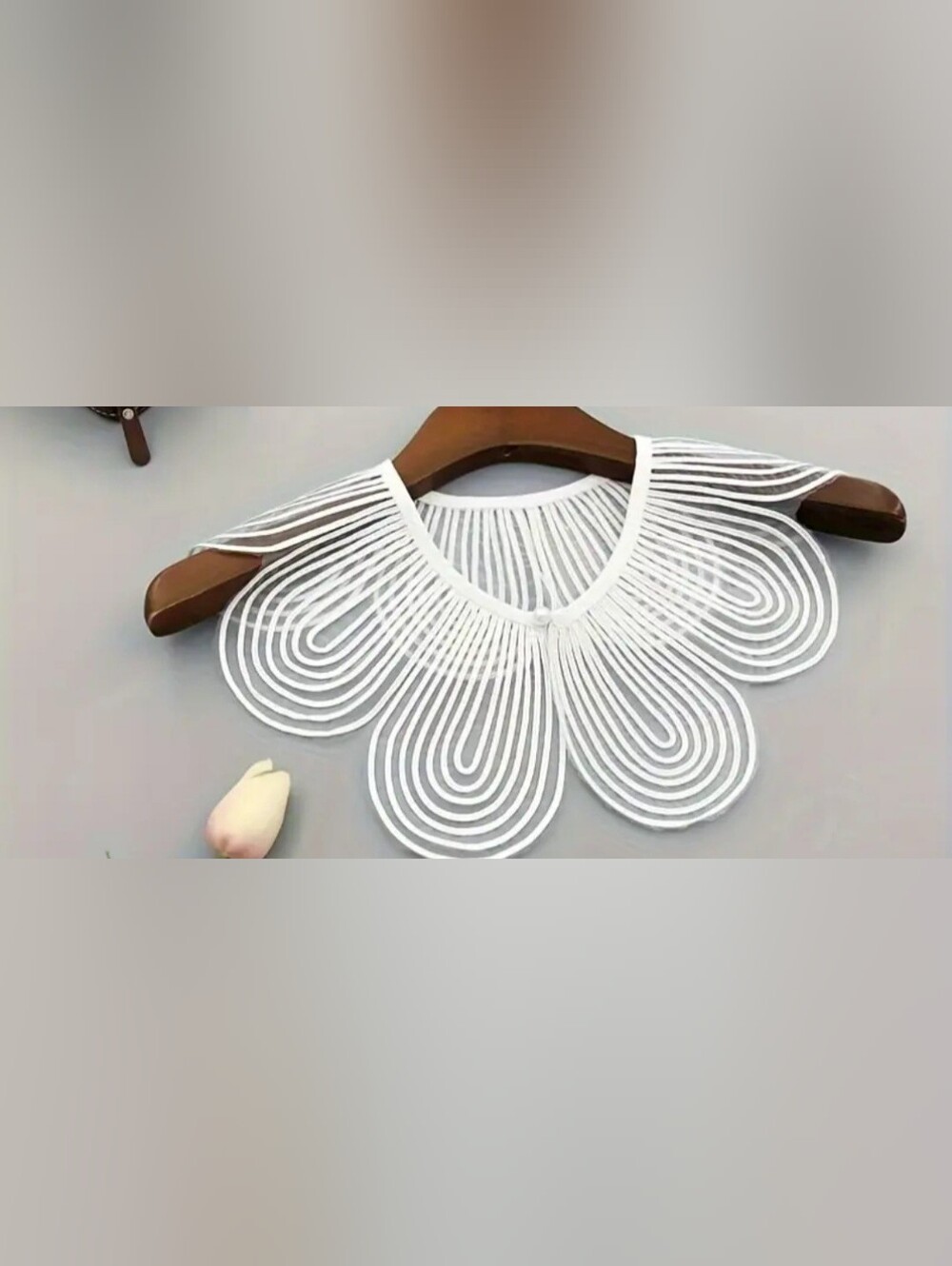 White Decorative Statement Collar Necklace - Women Jewelry
